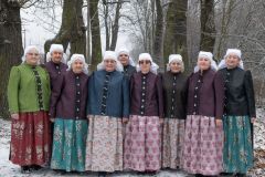 Sztofki, jakle i fartuchy. Nowobierunianki mają nowe stroje